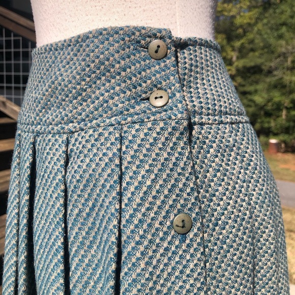 Vintage Waterville pleated skirt - Picture 2 of 9